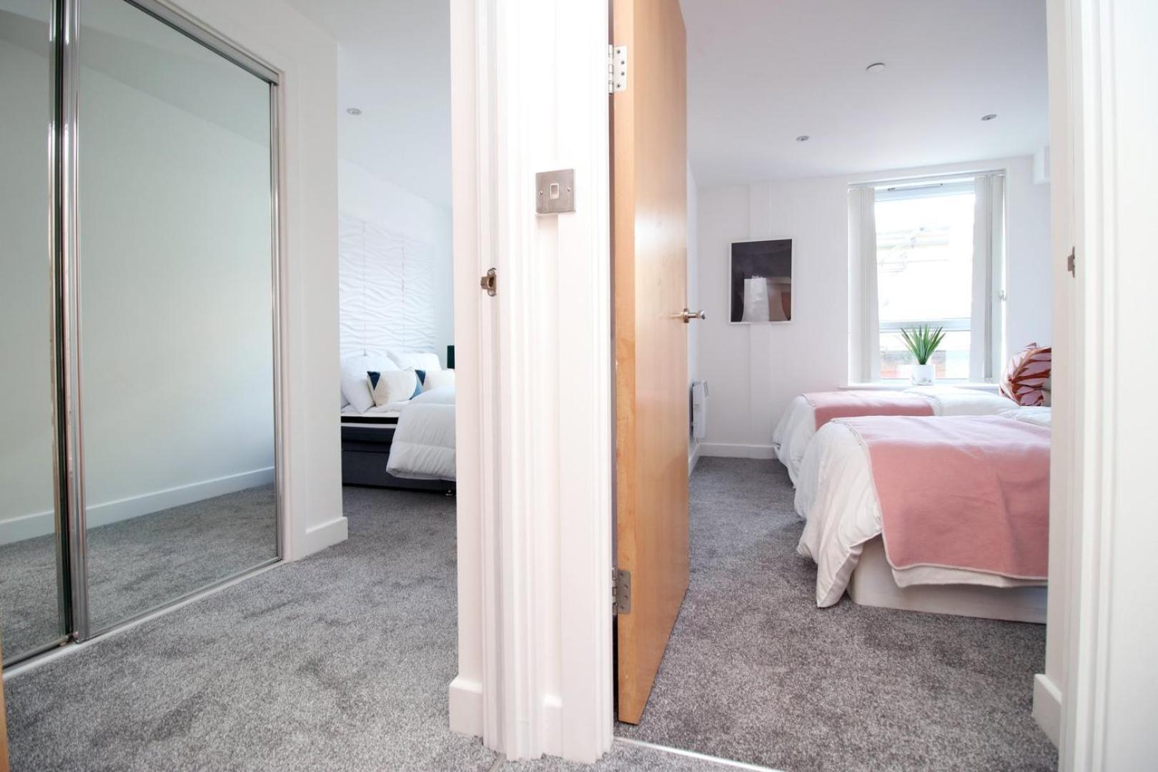 2Br Near City Centre Bristol Bagian luar foto